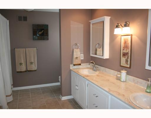 514 Trotwood Ridge Road Upper St. Clair, PA 15241 - Photo 11 of 18 Master Bath/Spa. Large private bath with double vanity, his and her sinks, ceramic tile flooring and tub/shower...