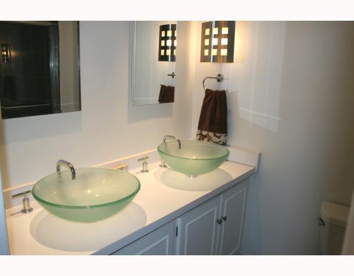 514 Trotwood Ridge Road Upper St. Clair, PA 15241 - Photo 13 of 18 Other. Updated hallway bath with double vanity and ceramic tile flooring...