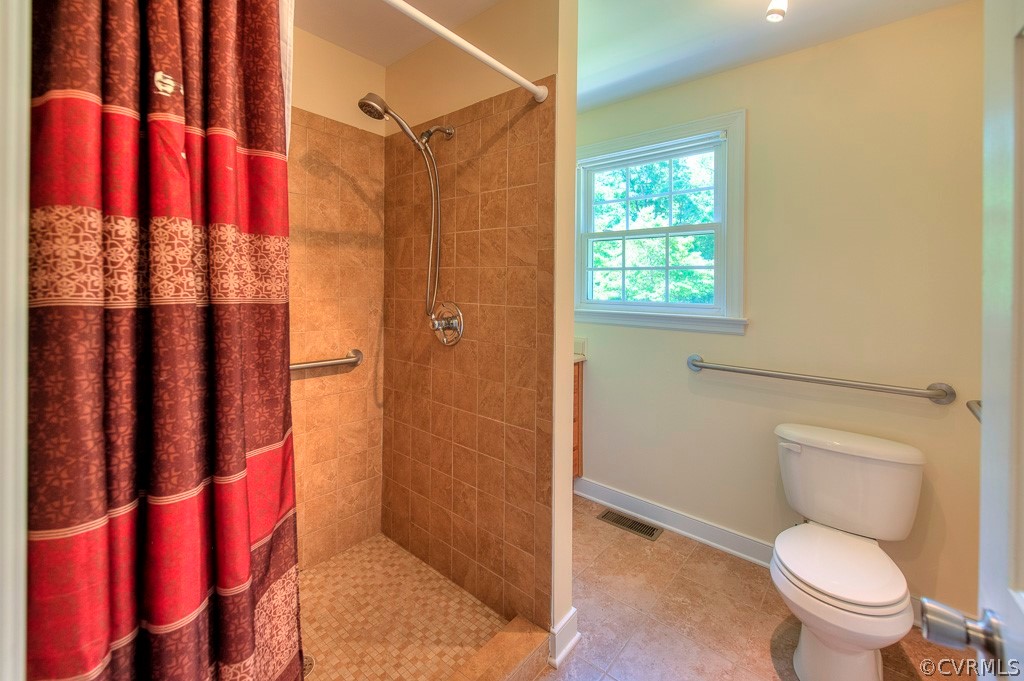 8238 Graves Road Petersburg, VA 23803 - Photo 17 of 50 Gallery Image 17