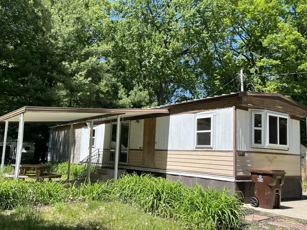 $105,000 | 11591 Lark Drive, Lakeview, MI 48850
