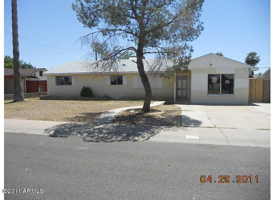 6139 West Cheery Lynn Road Phoenix, AZ 85033 - Photo 1 of 3 front