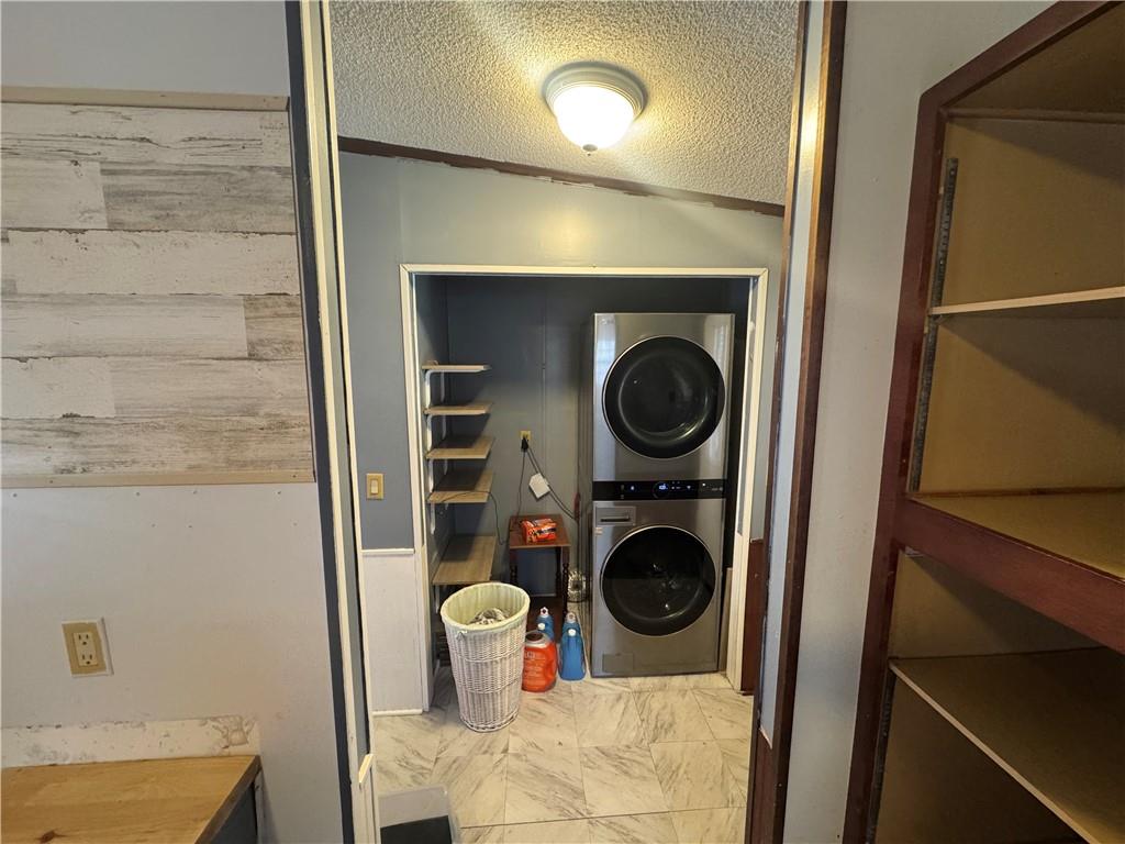 524 Pink Williams Road Dahlonega, GA 30533 - Photo 27 of 39 a view of a hallway with washer and dryer