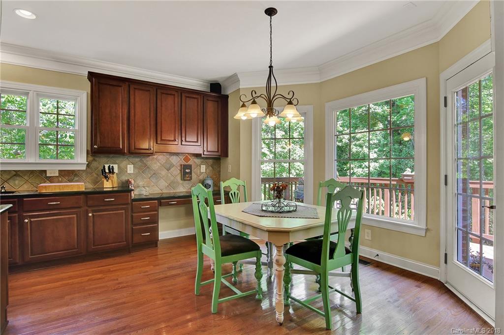 1865 Chestnut Hill Drive Tega Cay, SC 29708 - Photo 12 of 36 Gallery Image 12
