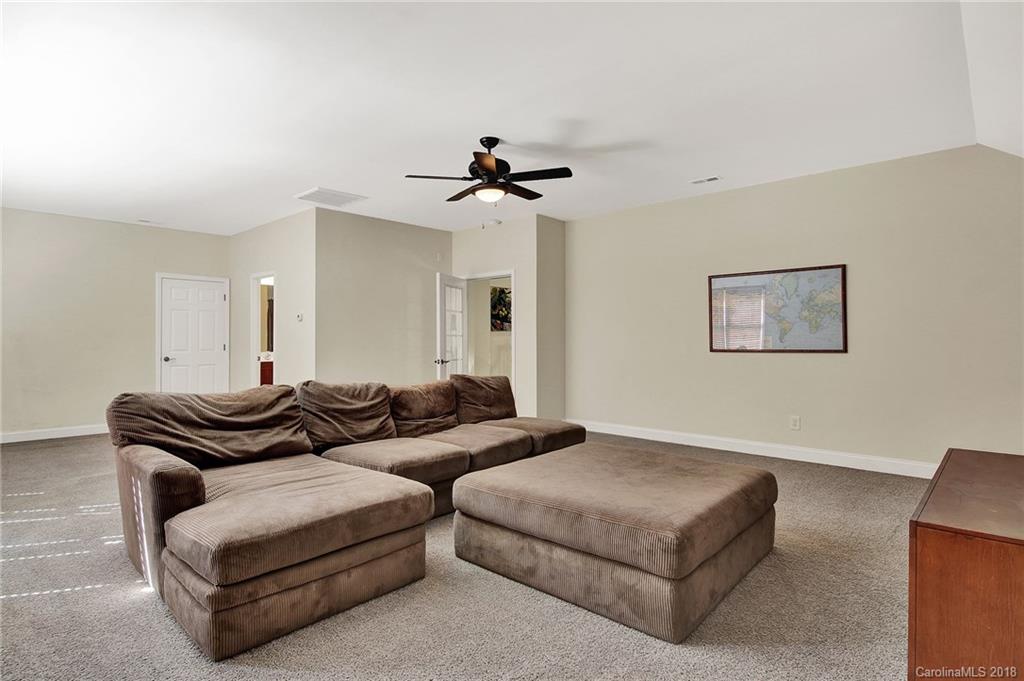 1865 Chestnut Hill Drive Tega Cay, SC 29708 - Photo 19 of 36 Gallery Image 19