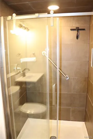 $199,900 | 12574 Chardin Place, Unit 4, St. Louis, MO 63128