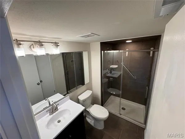 $199,900 | 12574 Chardin Place, Unit 4, St. Louis, MO 63128