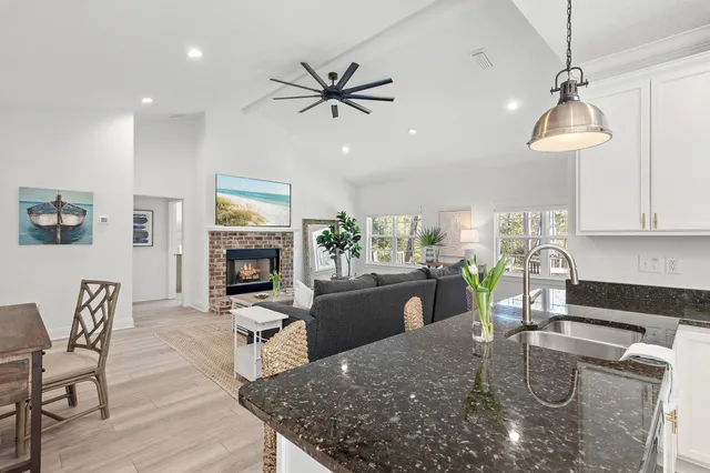 $1,100,000 | 288 Robert Ellis Street, Santa Rosa Beach, FL 32459