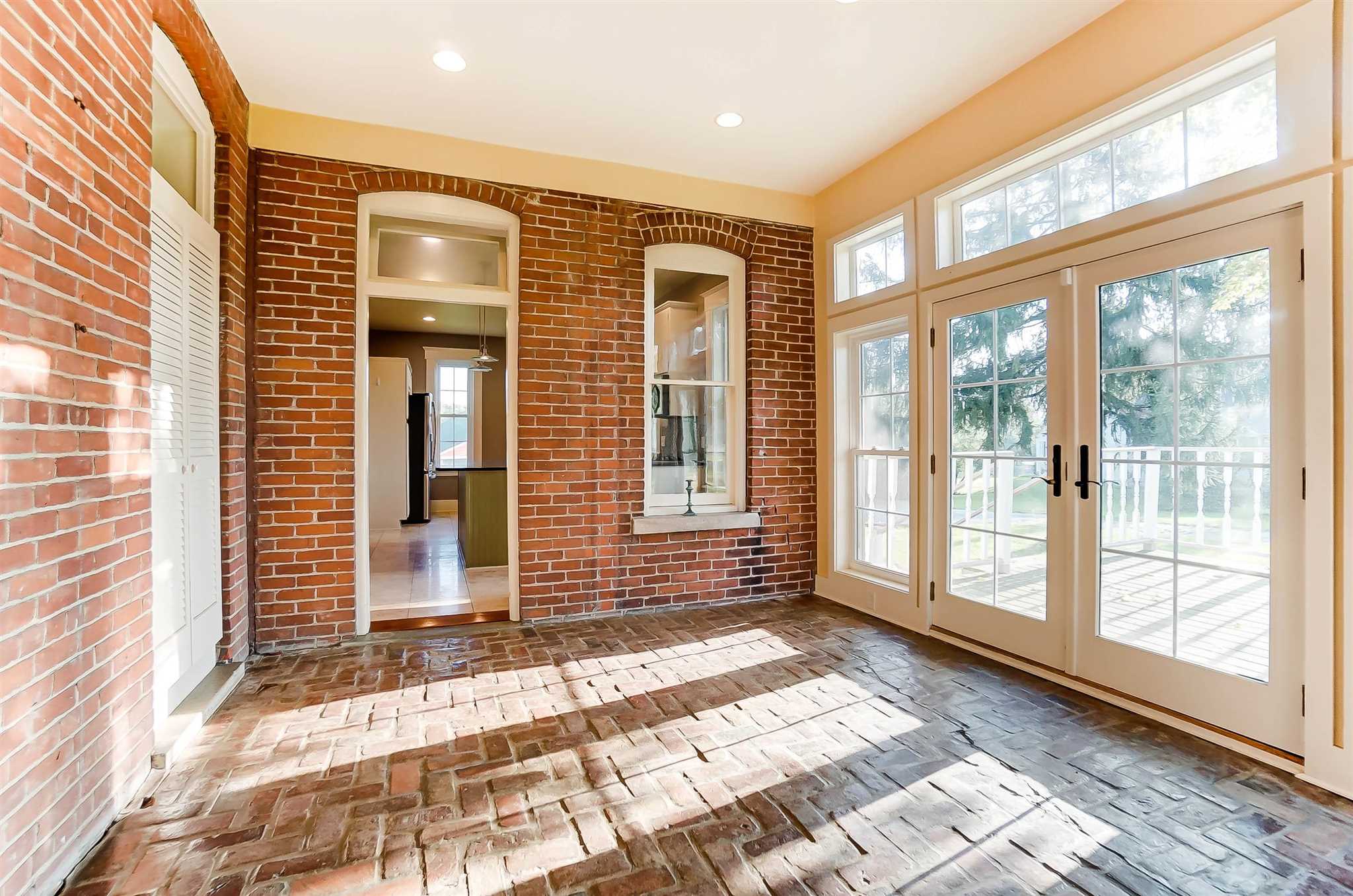9525 Muldoon Road Fort Wayne, IN 46819 - Photo 5 of 36