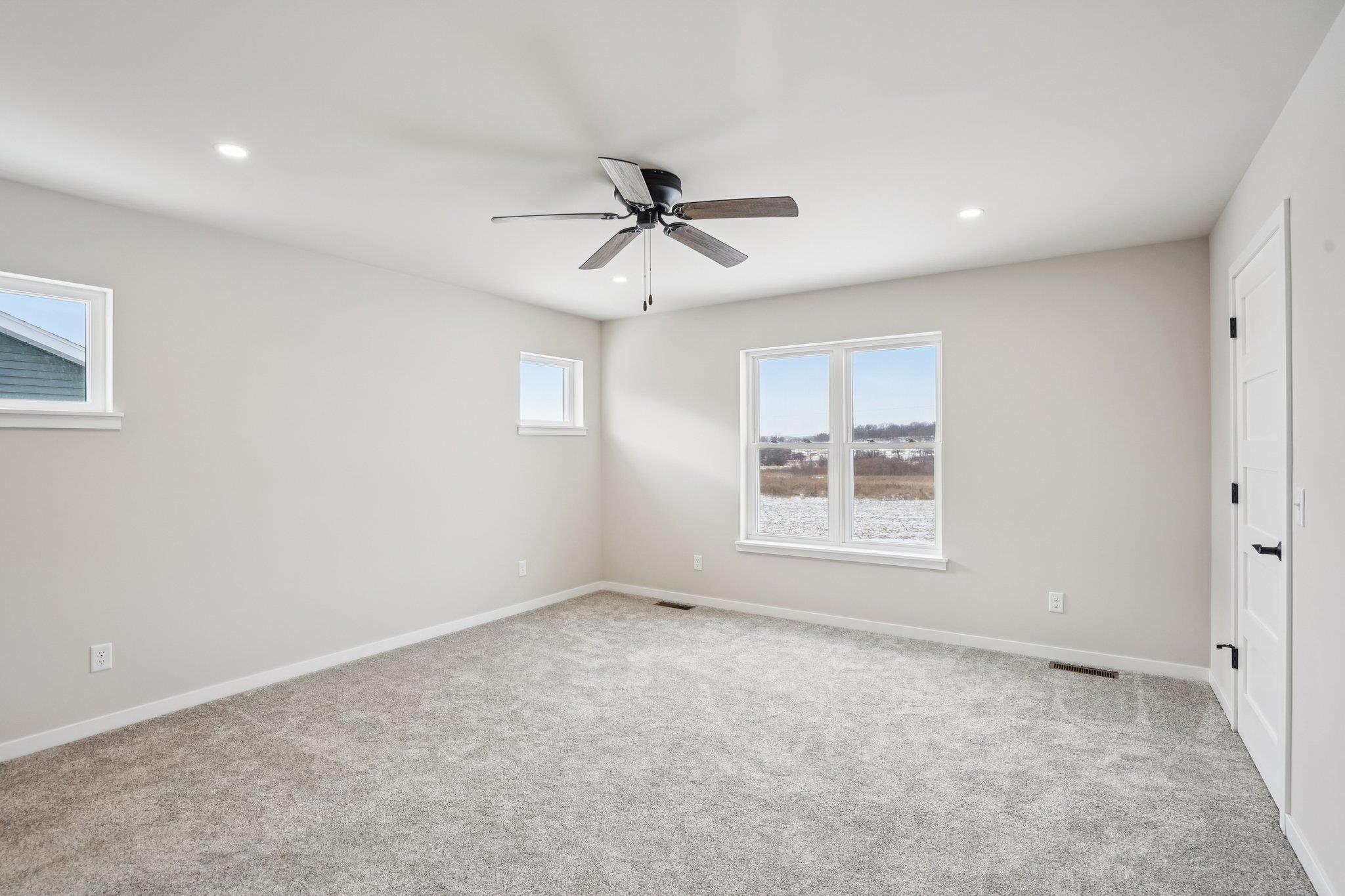 2463 Russell Court Reedsburg, WI 53959 - Photo 24 of 51