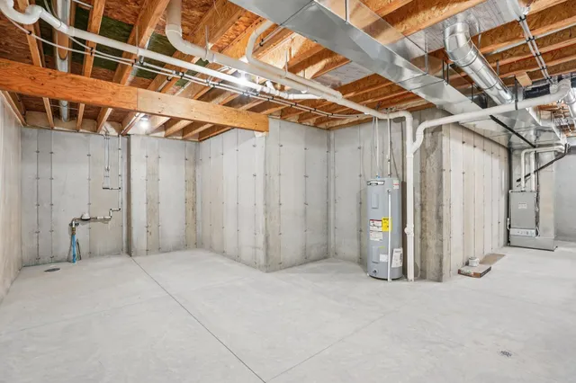 $349,900 | 2463 Russell Court, Reedsburg, WI 53959