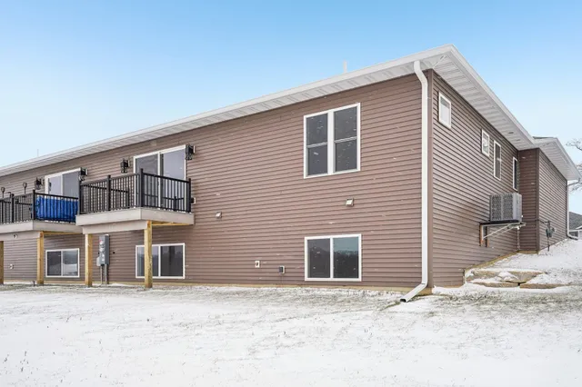 $349,900 | 2463 Russell Court, Reedsburg, WI 53959