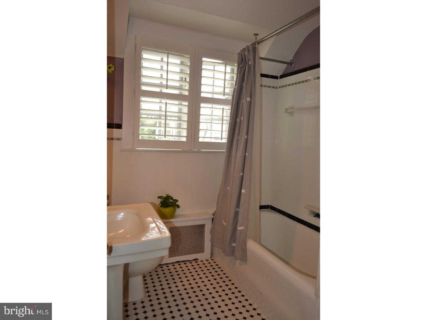 105 Walsh Road Lansdowne, PA 19050 - Photo 18 of 25 Bathroom