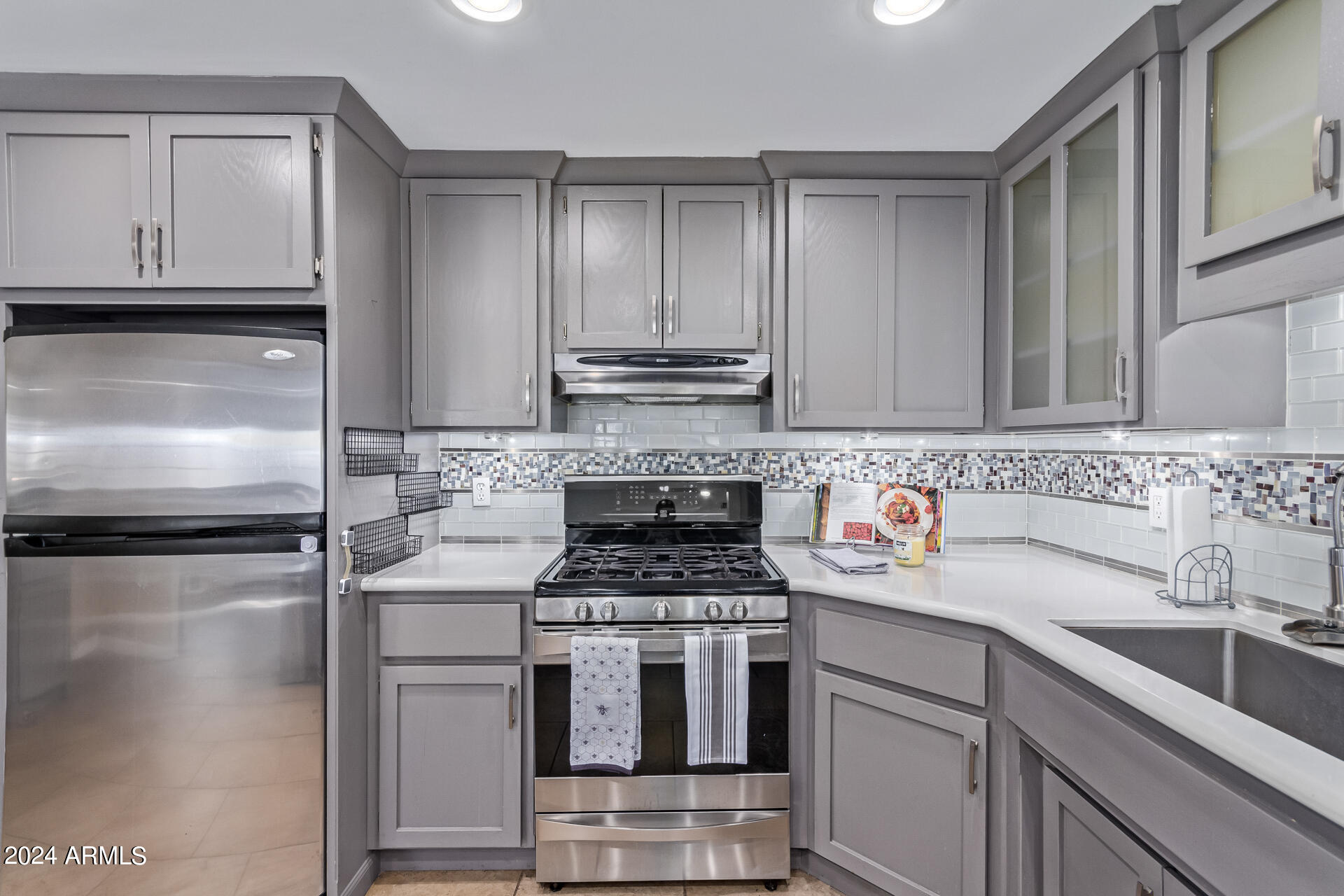 1417 West Thunderbird Road Phoenix, AZ 85023 - Photo 8 of 43 Kitchen 3