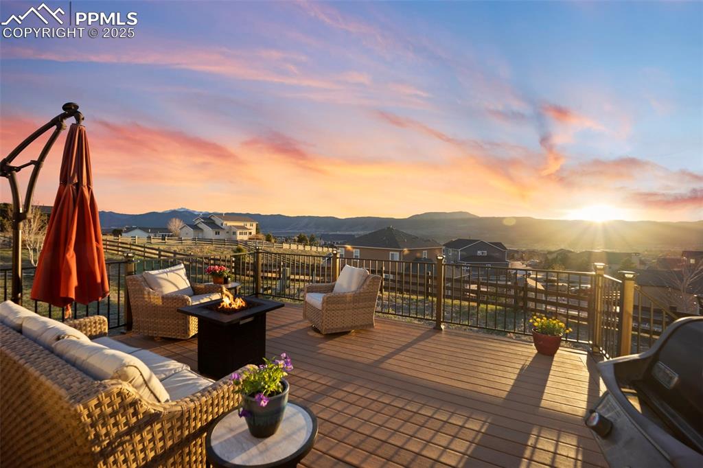 17810 New London Road Monument, CO 80132 - Photo 5 of 50 a view of a terrace with furniture