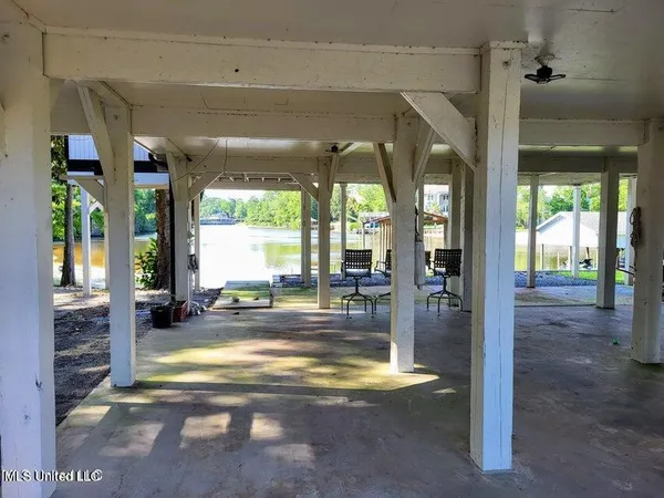 $3,200 | 3534 Brandon James Drive, Biloxi, MS 39532