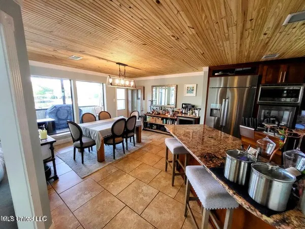 $3,200 | 3534 Brandon James Drive, Biloxi, MS 39532