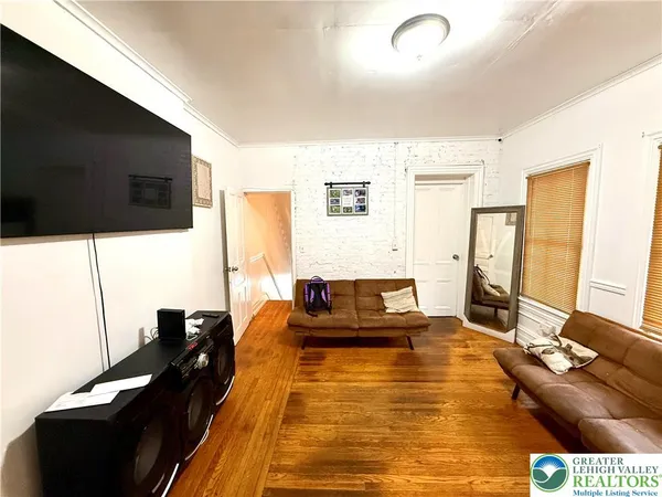 $360,000 | 223 North Eighth Street, Allentown, PA 18102
