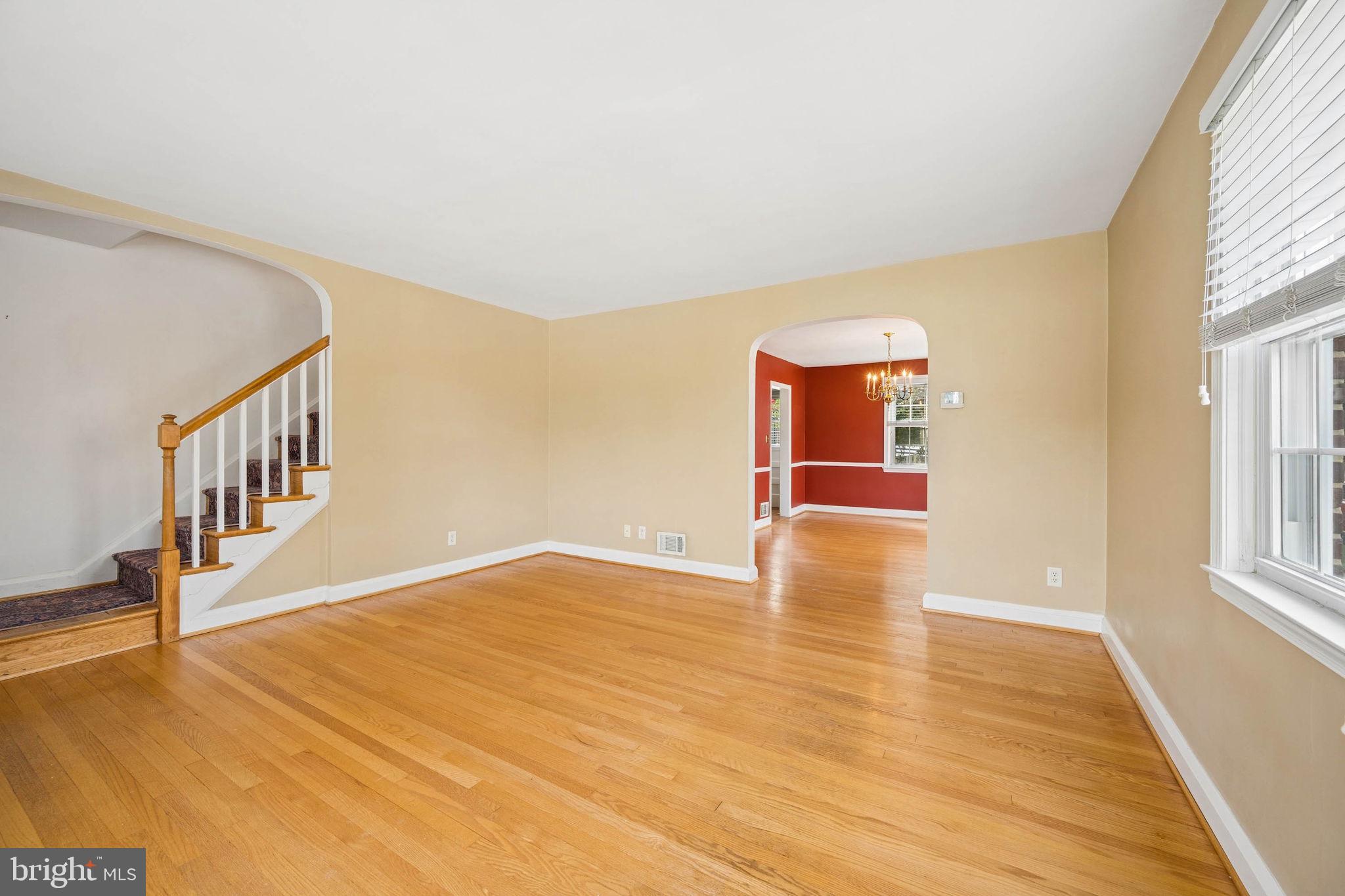 201 Brandon Road Baltimore, MD 21212 - Photo 5 of 45