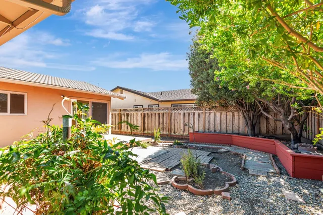 $885,000 | 1223 La Canada Way, Salinas, CA 93901