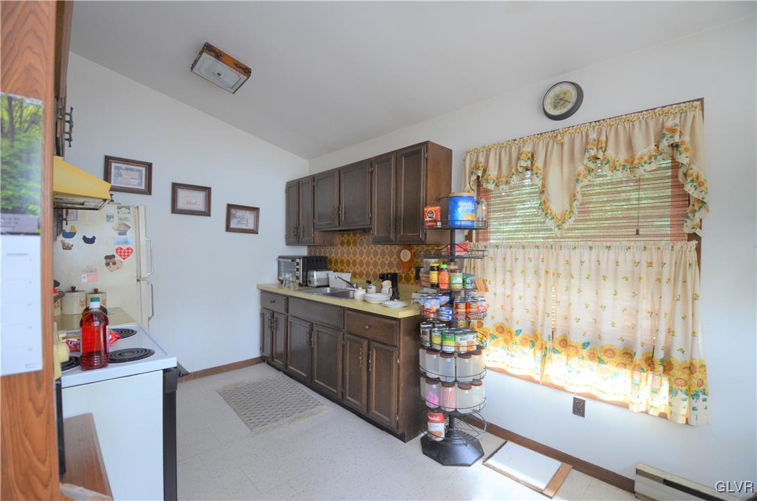 717 Dotters Corner Road Kunkletown, PA 18058 - Photo 4 of 9 Gallery Image 4