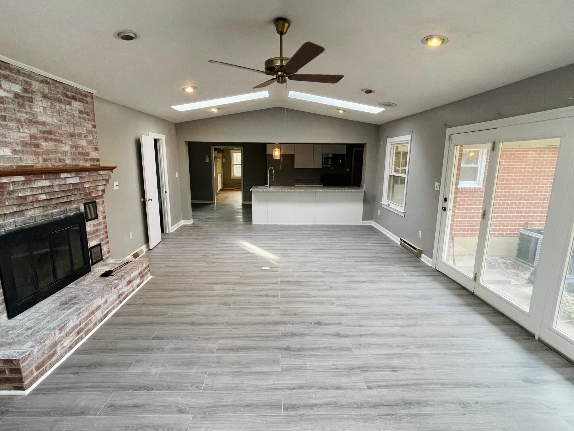 3473 Grandin Road Southwest Roanoke, VA 24018 - Photo 11 of 29 Family Room