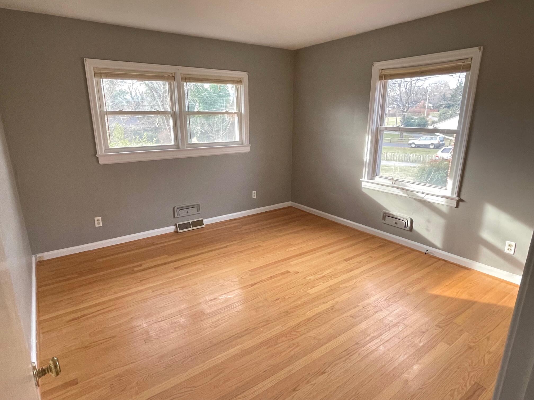 3473 Grandin Road Southwest Roanoke, VA 24018 - Photo 16 of 29 Bedroom