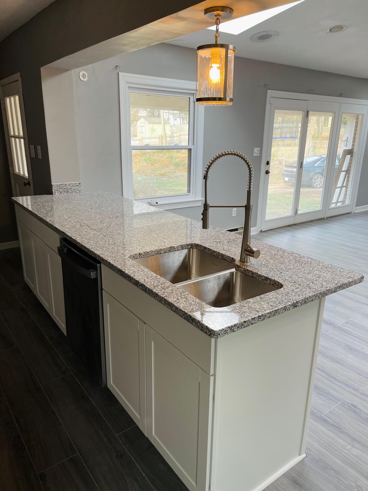3473 Grandin Road Southwest Roanoke, VA 24018 - Photo 8 of 29 Kitchen