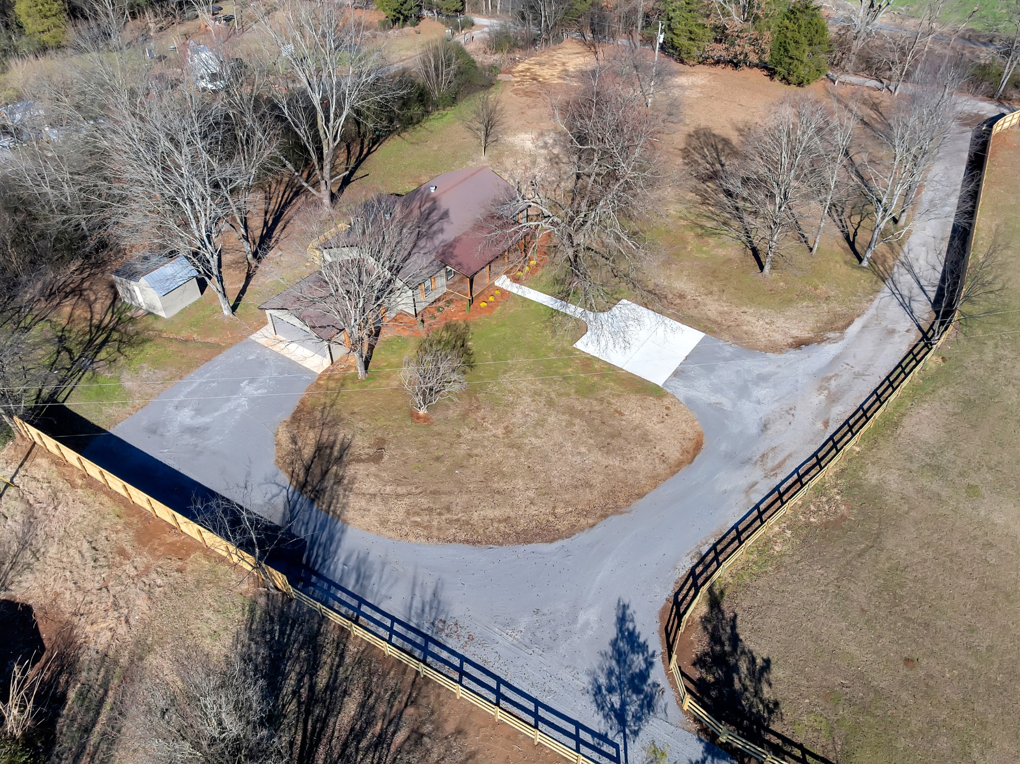 810 Frank Martin Road Shelbyville, TN 37160 - Photo 2 of 37