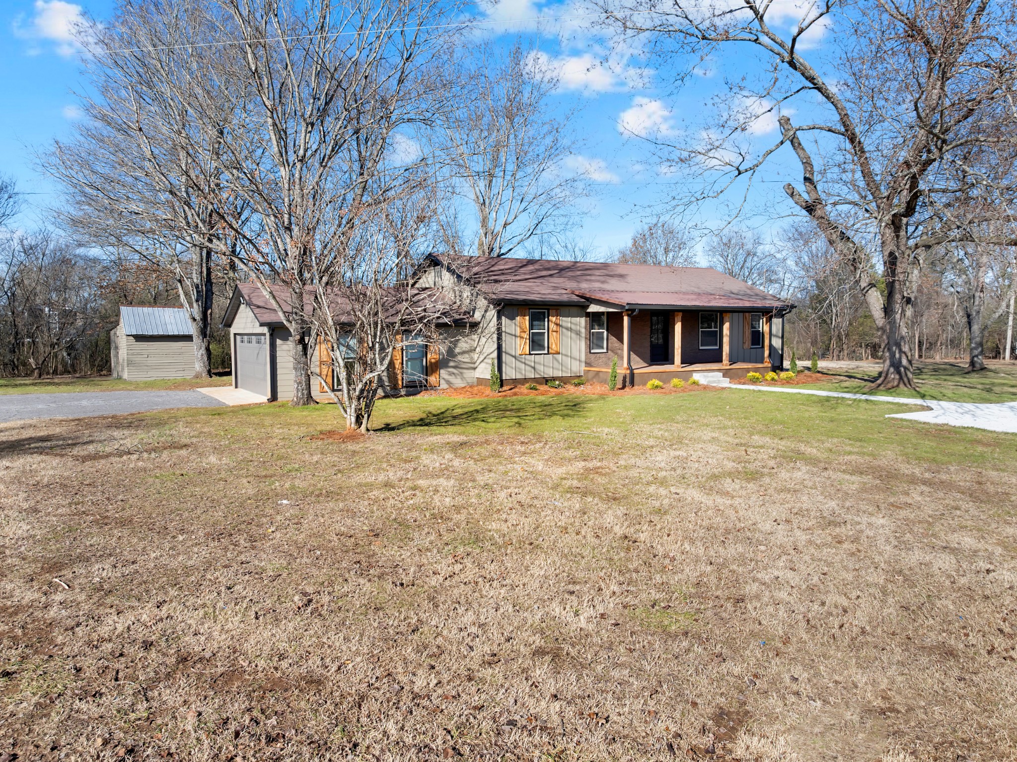 810 Frank Martin Road Shelbyville, TN 37160 - Photo 3 of 37