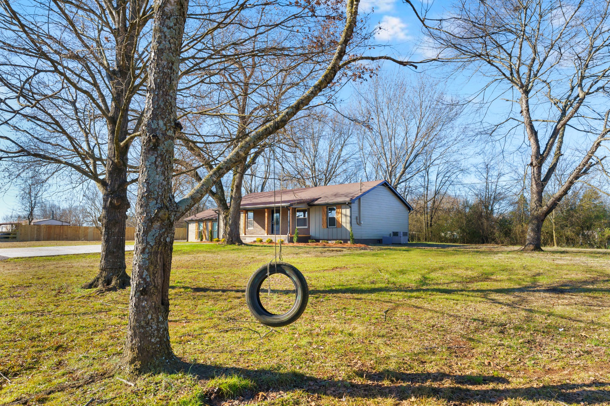 810 Frank Martin Road Shelbyville, TN 37160 - Photo 10 of 37