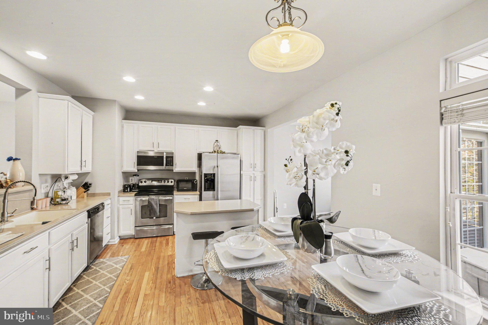 307 Monroe Point Drive Colonial Beach, VA 22443 - Photo 11 of 33