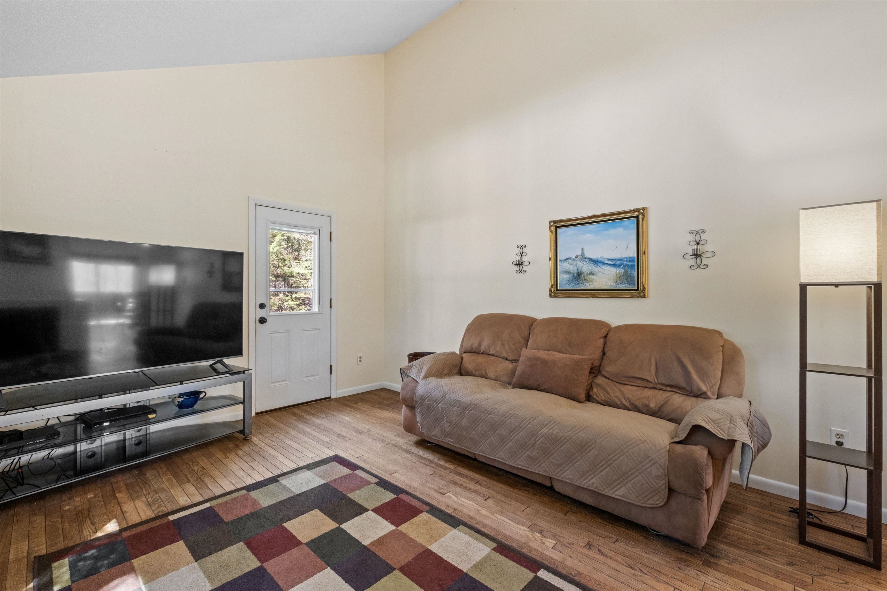 33 Eagle Drive Grantham, NH 03753 - Photo 6 of 49