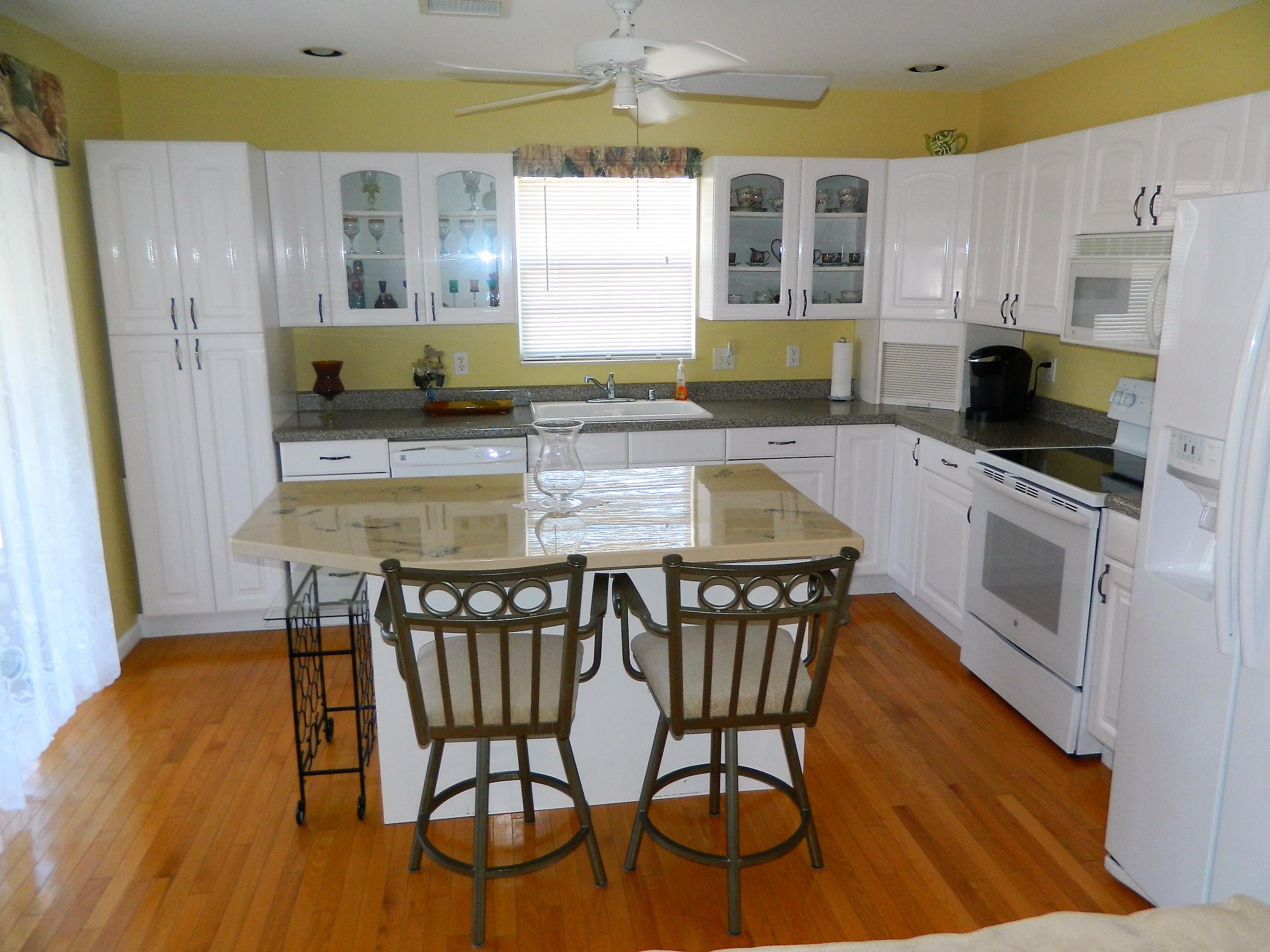 184 Lobstertail Road Big Pine Key, FL 33043 - Photo 8 of 38 Custom Kitchen