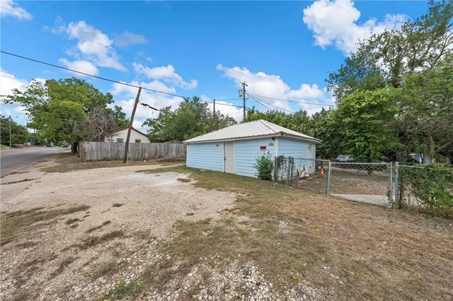 $214,999 | 1800 Avondale Avenue, Waco, TX 76707