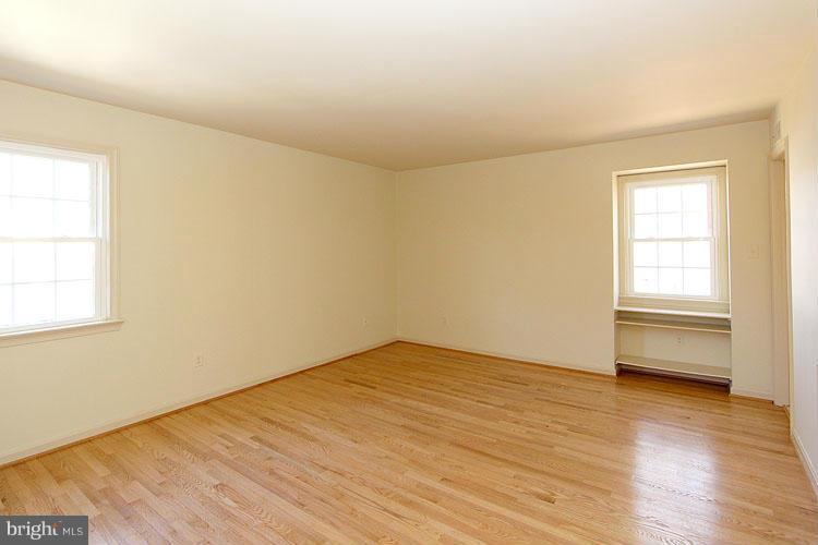 6748 Baron Road McLean, VA 22101 - Photo 19 of 29 Bedroom (Master)