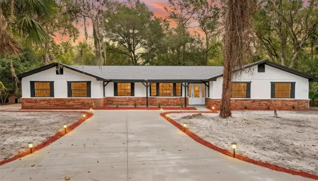 $570,000 | 310 Country Cir Drive West, Port Orange, FL 32128