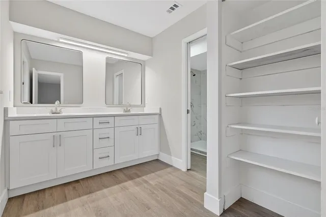 $570,000 | 310 Country Cir Drive West, Port Orange, FL 32128