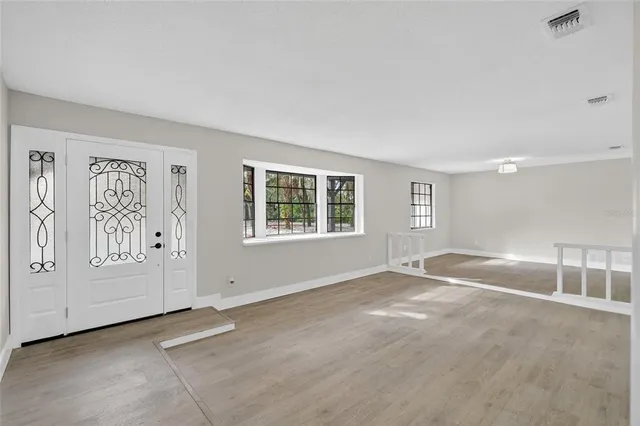 $570,000 | 310 Country Cir Drive West, Port Orange, FL 32128