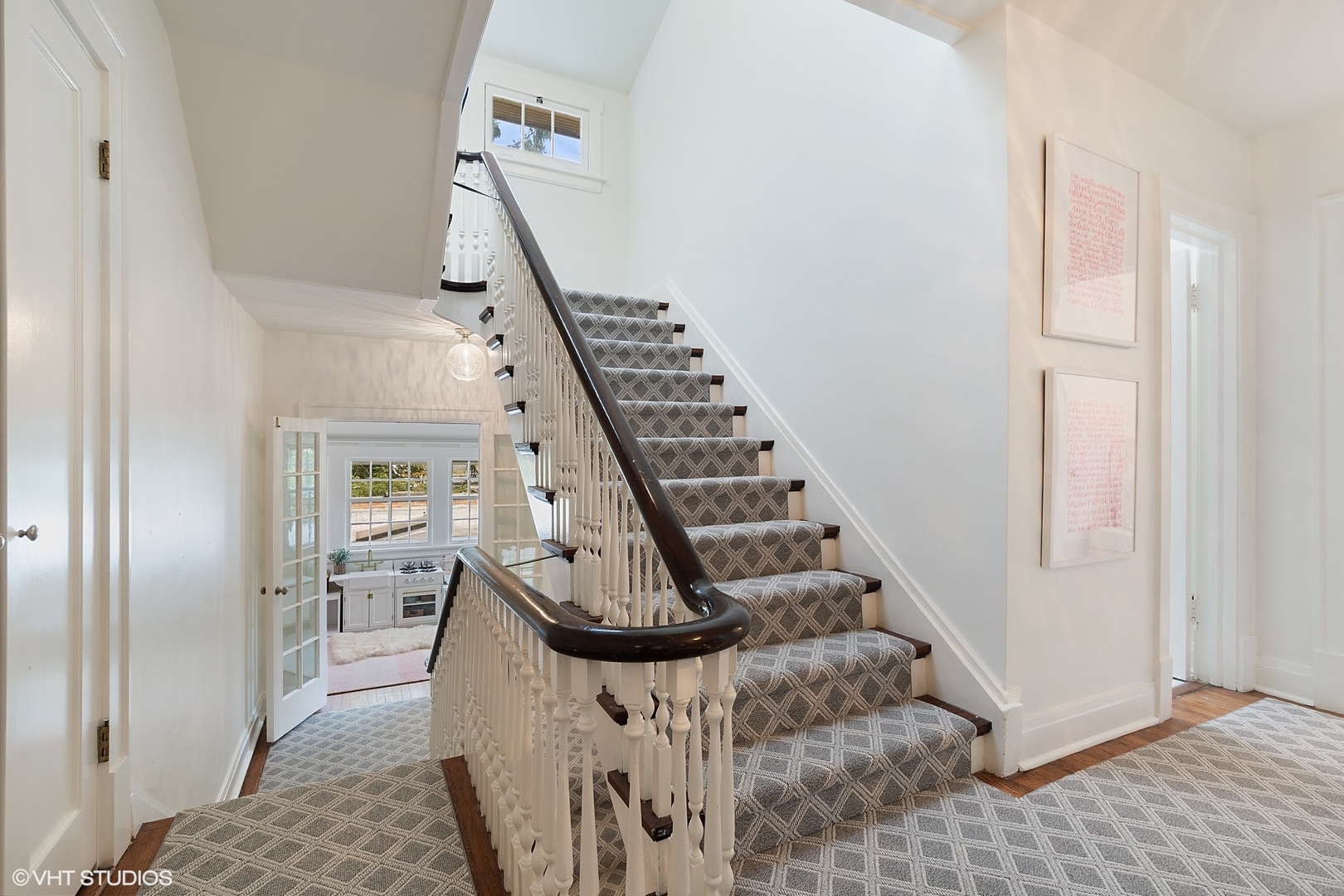 9 Warwick Road Winnetka, IL 60093 - Photo 27 of 54 a view of entryway and hall