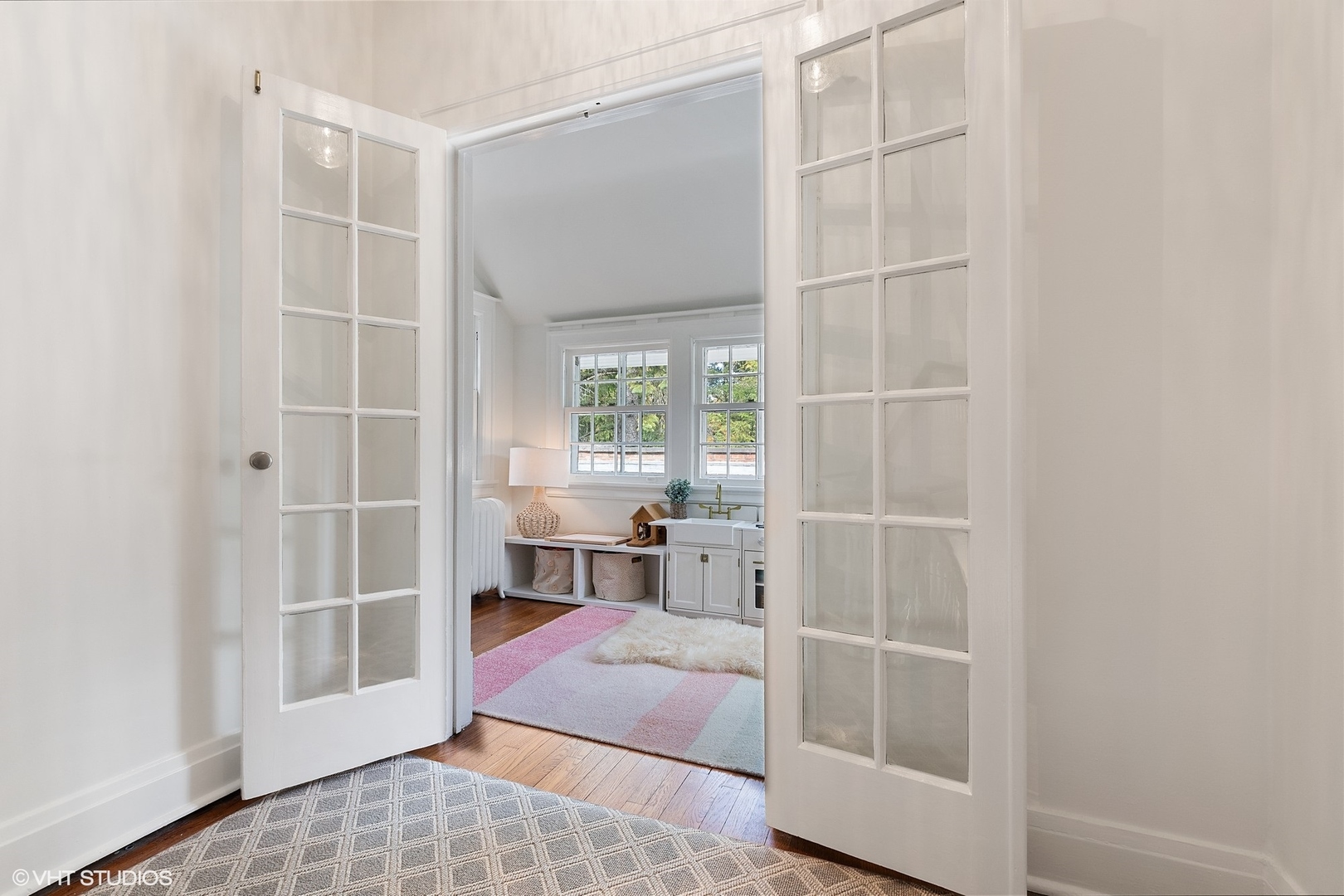 9 Warwick Road Winnetka, IL 60093 - Photo 34 of 54 a room with a window and a walk in closet