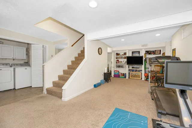 $474,900 | 5 Meghan Drive, Nashua, NH 03063