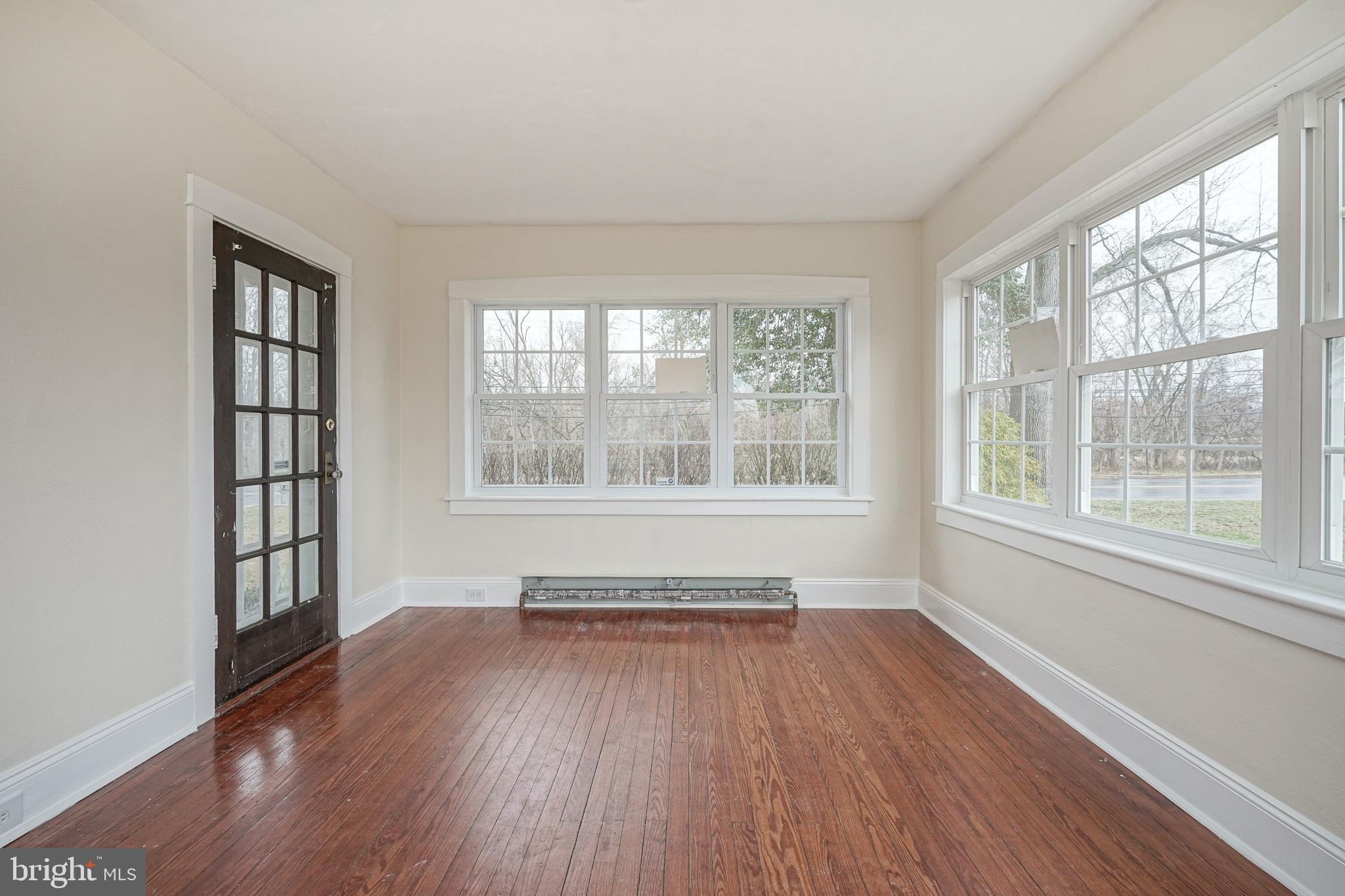 1918 Laurel Road Lindenwold, NJ 08021 - Photo 8 of 42 Windows Galore