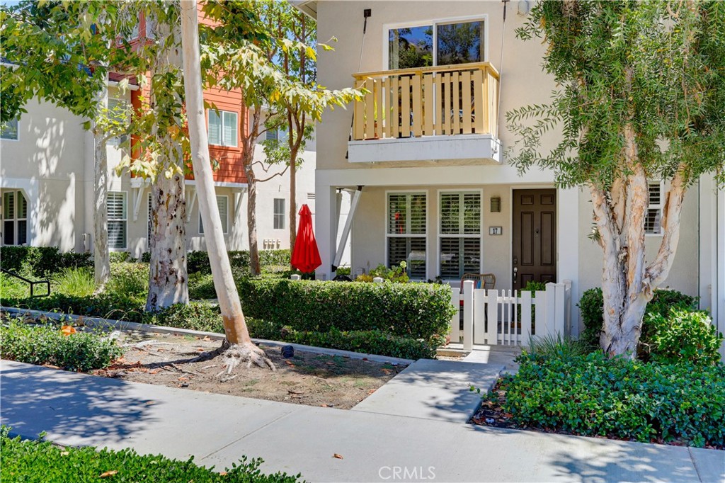 17 Quartz Lane Ladera Ranch, CA 92694 - Photo 3 of 61 Gallery Image 3