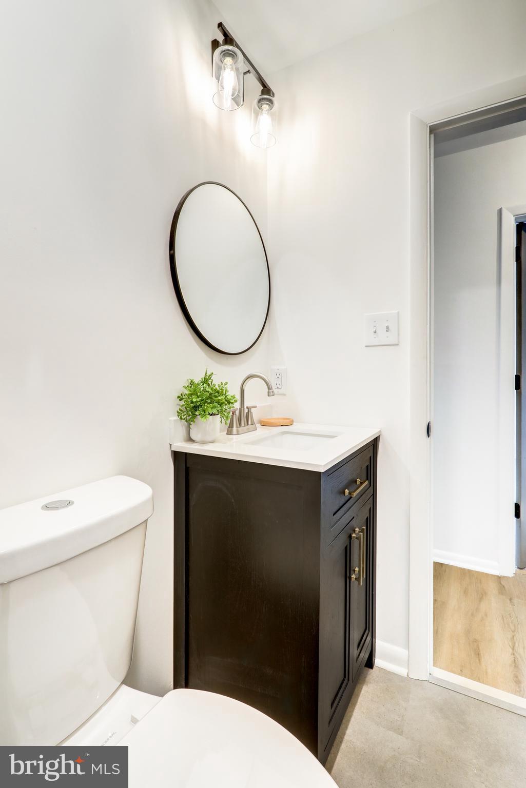 333 Golf Hills Road Havertown, PA 19083 - Photo 19 of 36