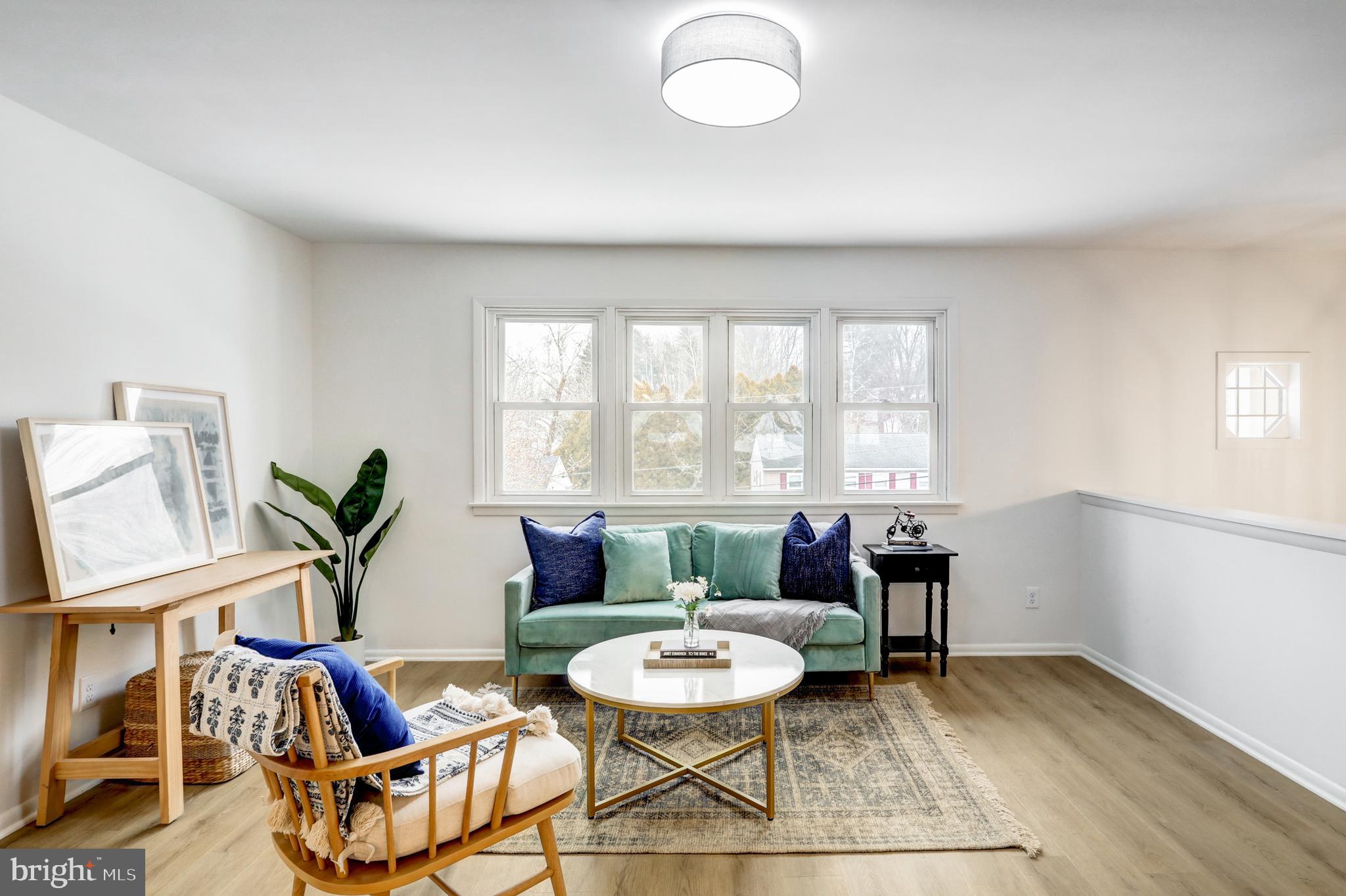 333 Golf Hills Road Havertown, PA 19083 - Photo 3 of 36