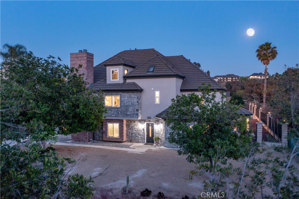 1310 Coronet Drive Riverside, CA 92506 - Photo 58 of 59