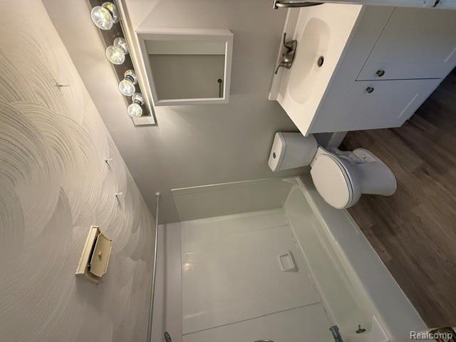 208 West Lansing Road, Unit 8 Potterville, MI 48876 - Photo 11 of 15 Gallery Image 11