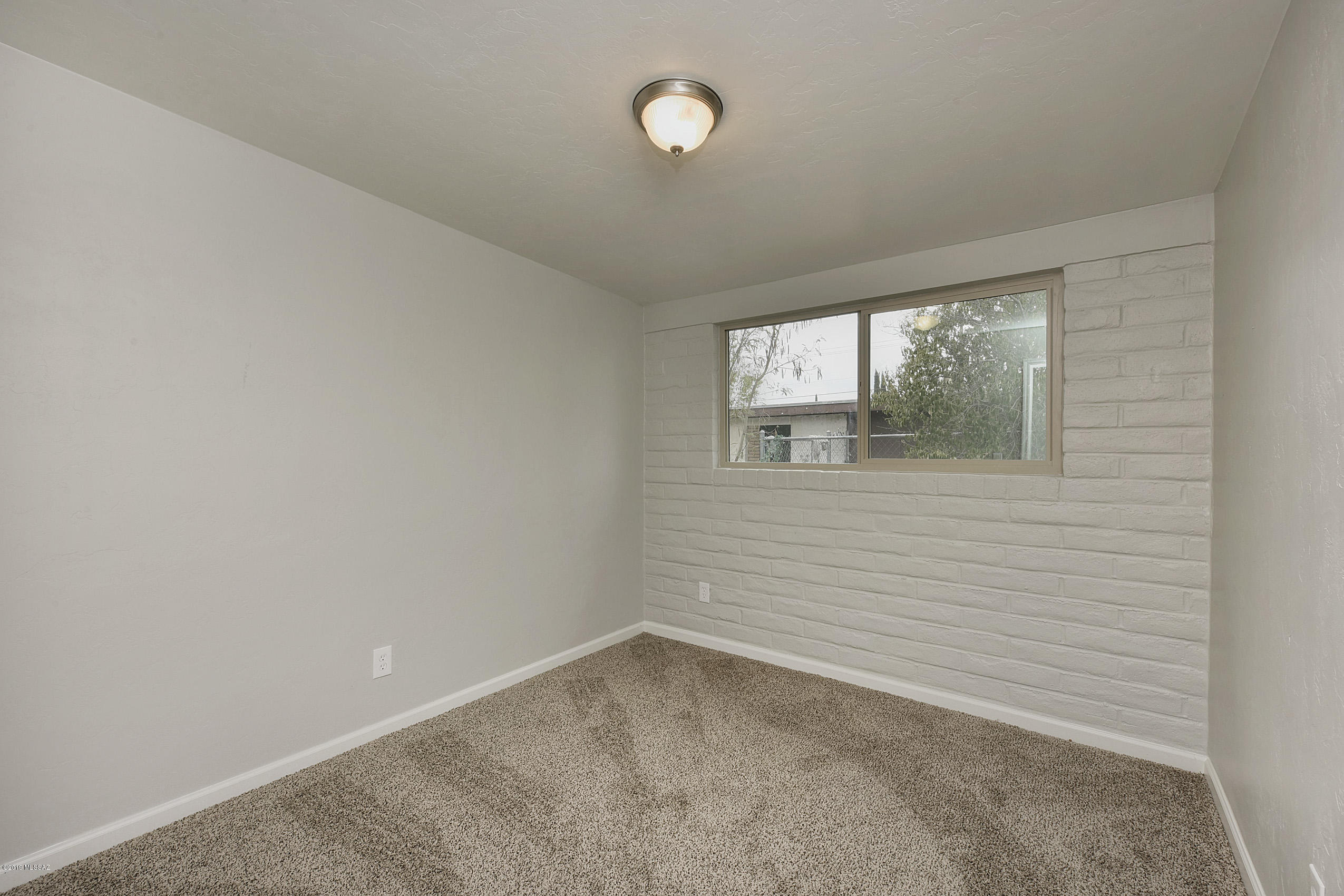 9 East Corona Road Tucson, AZ 85756 - Photo 15 of 22 Gallery Image 15