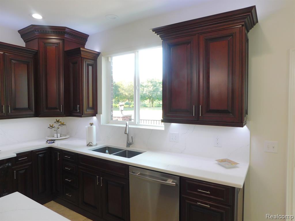 966 Monterey Ln. Rochester Hills, MI 48307 - Photo 50 of 79