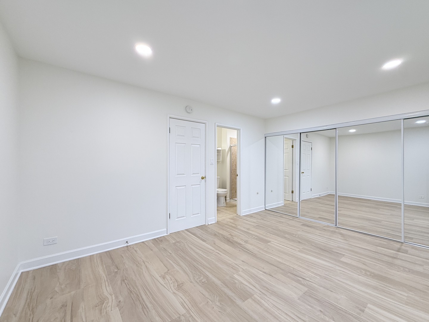 460 North Wilke Road, Unit 201 Palatine, IL 60074 - Photo 15 of 17